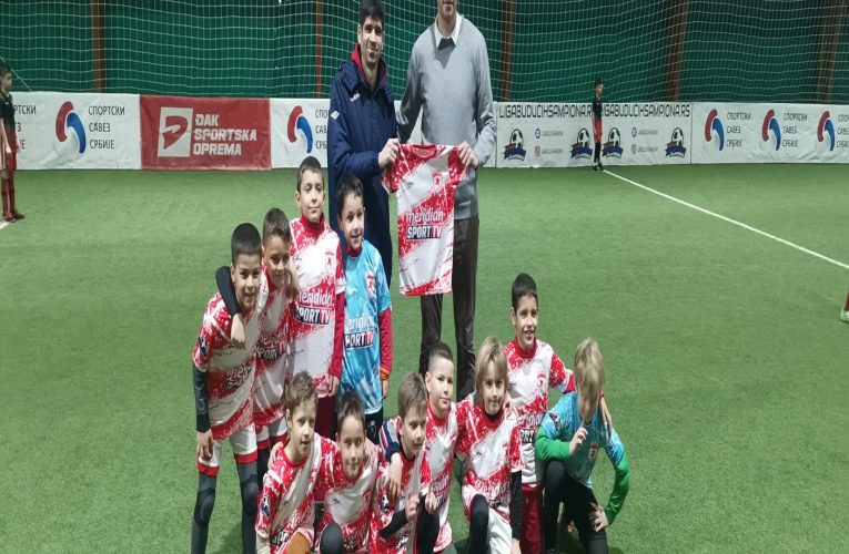 Radost kakva se retko viđa na dečijim licima – Meridian Sport donirao dresove Školi fudbala Zvezdica iz Beograda