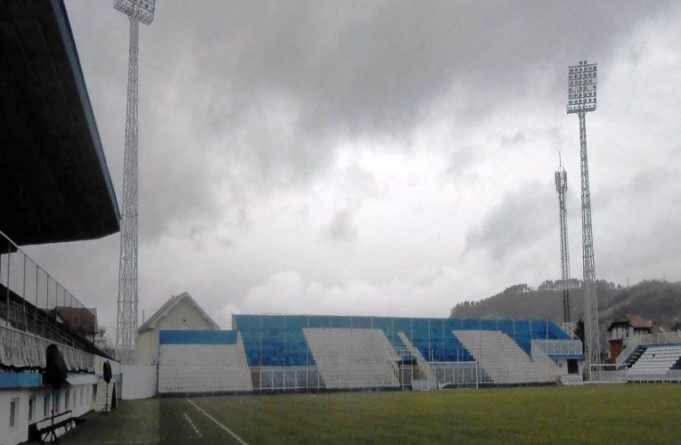 NOVI PAZAR DOČEKUJE PARTIZAN PRED PRAZNIM TRIBINAMA