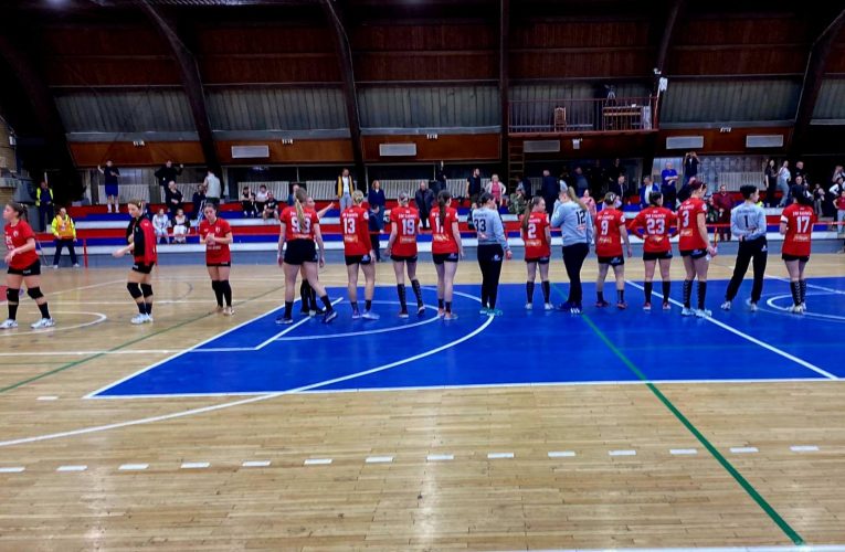 KRAGUJEVČANKE POKLEKLE U NOVOJ PAZOVI