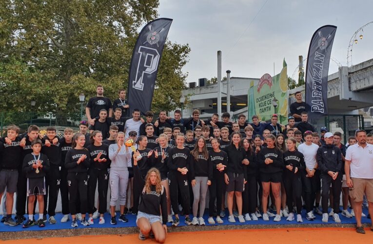 PARTIZAN OSVOJIO TITULU DRŽAVNOG PRVAKA U VESLANJU