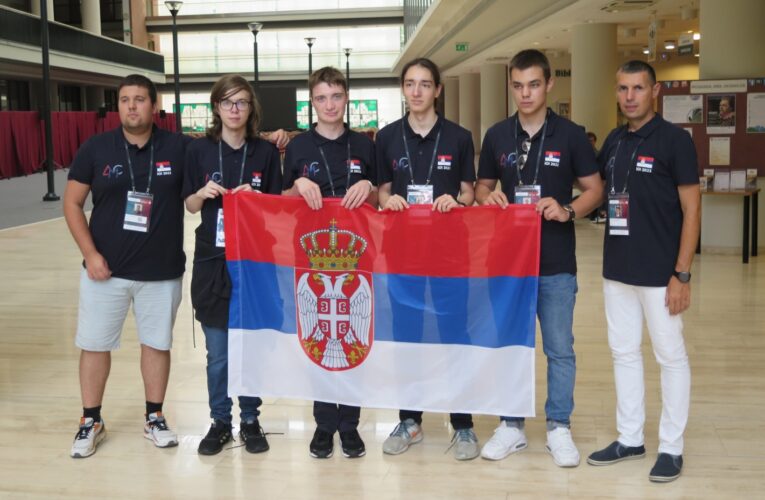NOVE MEDALJE ZA MLADE SRPSKE INFORMATIČARE