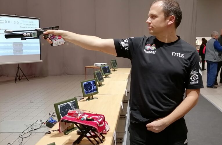 DAMIR MIKEC OSVOJI SREBRO NA TURNIRU U ZAGREBU