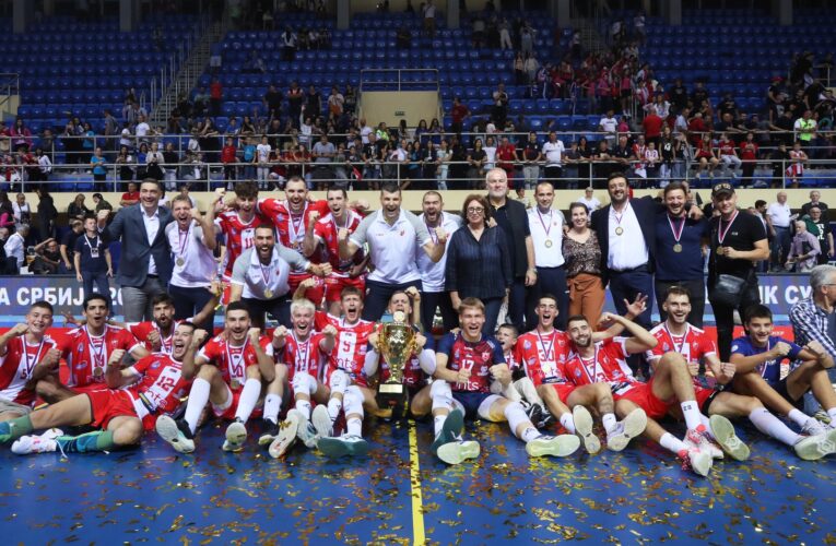 CRVENA ZVEZDA POBEDILA VOJVODINU U FINALU ODBOJKAŠKOG SUPERKUPA