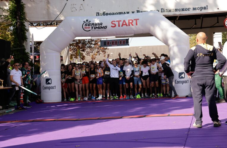 ODRŽAN 28. APATINSKI DUNAVSKI POLUMARATON