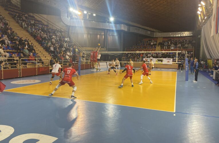 RADNIČKI PORAŽEN NA STARTU U SUBOTICI