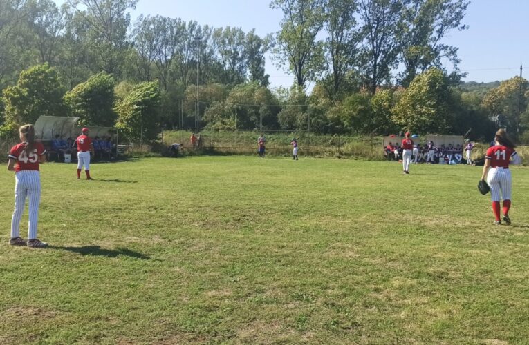 SOFTBOLAŠI NASTAVLJAJU SA UTAKMICAMA