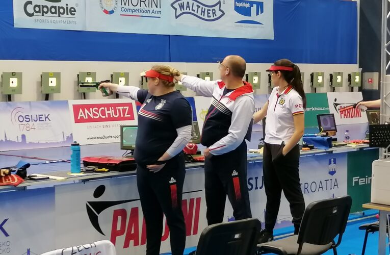 ZORANA ARUNOVIĆ I DAMIR MIKEC OSVOJILI BRONZU
