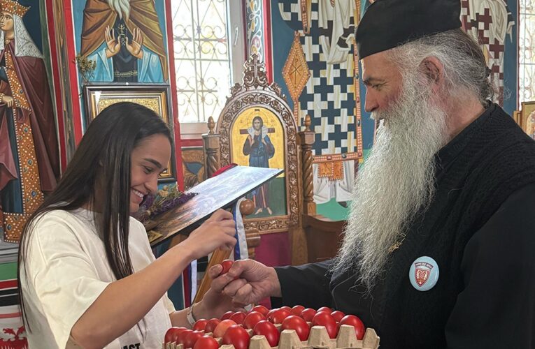 NEKA NAM JE SREĆAN NAJVEĆI HRIŠĆANSKI PRAZNIK