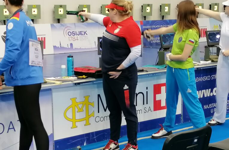 ZORANA ARUNOVIĆ DESET KRUGOVA OD FINALA U MINHENU