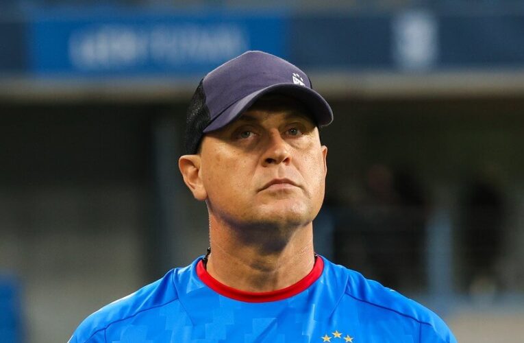 VLADAN MILOJEVIĆ: “IGRAĆEMO KAO DA JE 0:0, JER POSAO NIJE ZAVRŠEN – ARNAUTOVIĆ IMA PROBLEM SA POVREDOM”
