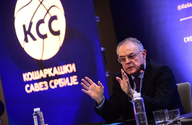 DELEGATI SKUPŠTINE TRAŽE SMENU NEBOJŠE ČOVIĆA