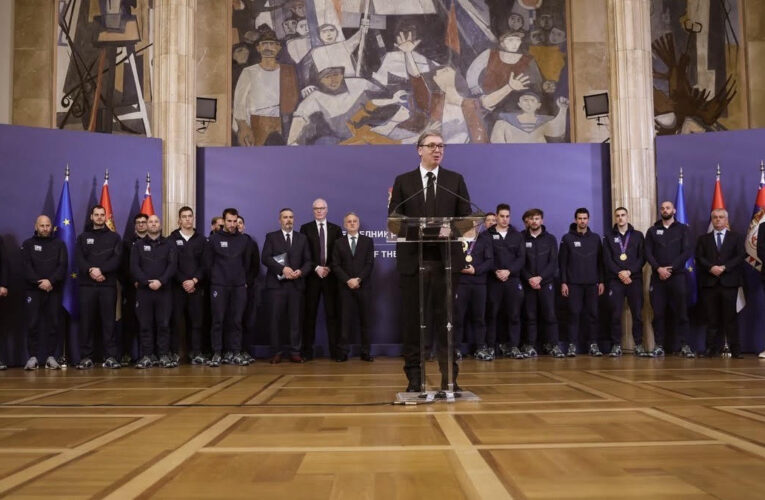 PREDSEDNIK SRBIJE ALEKSANDAR VUČIĆ UGOSTIO ZLATNE VATERPOLISTE