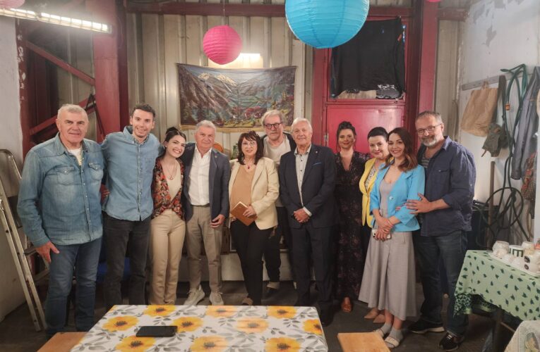 USKORO TV SERIJA “PORODIČNI DERBI”