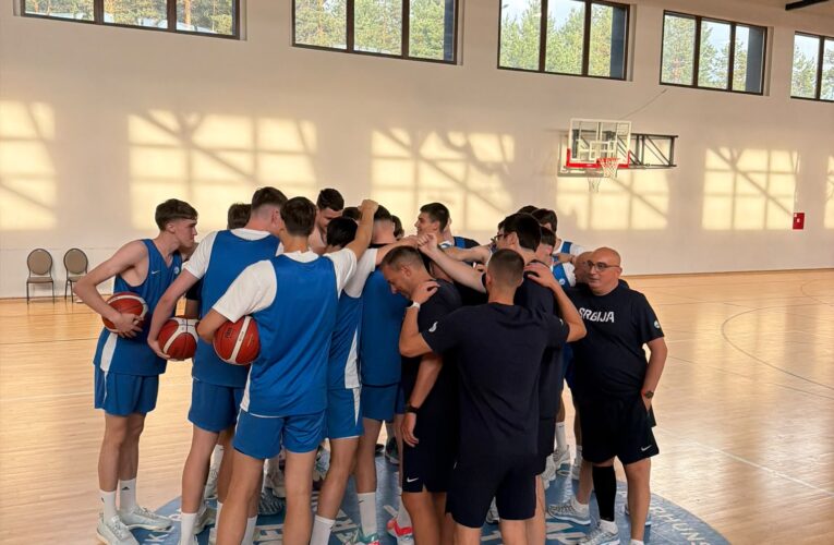 MUŠKA U18 REPREZENTACIJA SLAVILA PROTIV SLOVENIJE U PRVOM PRIPREMNOM MEČU