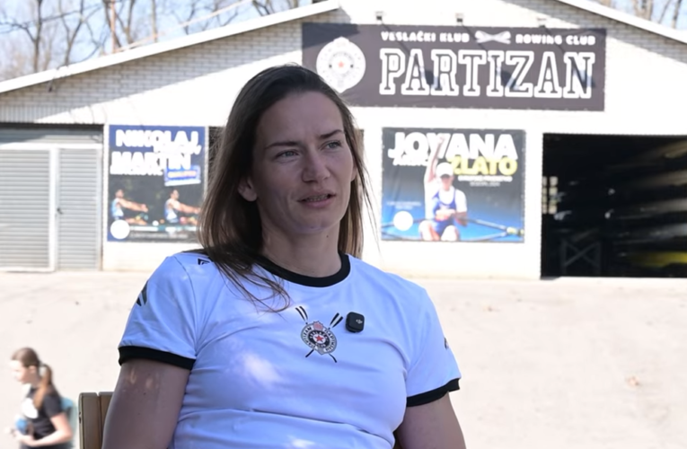 JOVANA BRONZANA U SKIFU U VAREZEU