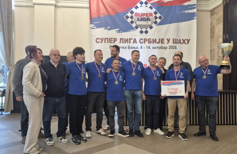 RADNIK I ČAST I SLAVA EKIPNI PRVACI U ŠAHU